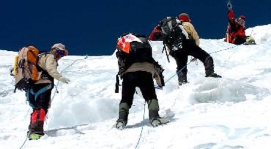 露营之家运动营养系列讲座之高海拔登山引起脱水病症的防治(图2) 露营之家运动营养系列讲座之高海拔登山引起脱水病症的防治(图2)