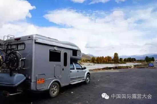 房车旅行,传递正能量(图2) 房车旅行,传递正能量(图2)