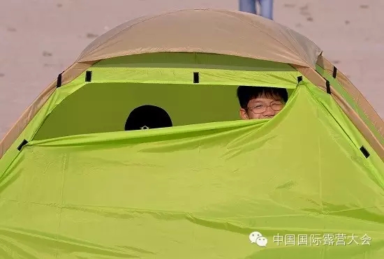 沙滩露营狂欢趴,全民一起游戏,享受音乐美食!(图2) 沙滩露营狂欢趴,全民一起游戏,享受音乐美食!(图2)