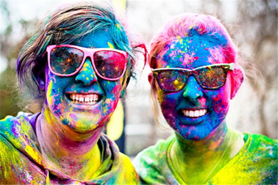 2015海南露博会:跟着明星一起color run!感受五彩斑斓的运动世界(图2) 2015海南露博会:跟着明星一起color run!感受五彩斑斓的运动世界(图2)