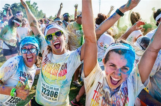2015海南露博会:跟着明星一起color run!感受五彩斑斓的运动世界(图1) 2015海南露博会:跟着明星一起color run!感受五彩斑斓的运动世界(图1)