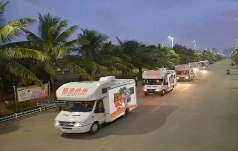 吉林蜗途房车旅行社有限公司助力露博会:舒适、安全的房车(图4) 吉林蜗途房车旅行社有限公司助力露博会:舒适、安全的房车(图4)
