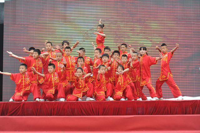 2016中国国际露营大会蔚县站胜利闭幕(图2)