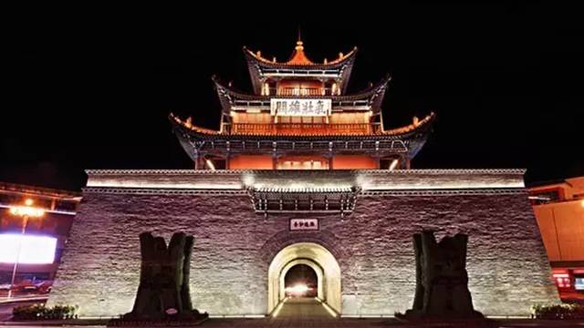 “心灵体验秘境 走进户外运动之都”中国国际露营大会百城徒步赛酒泉站启动(图2)