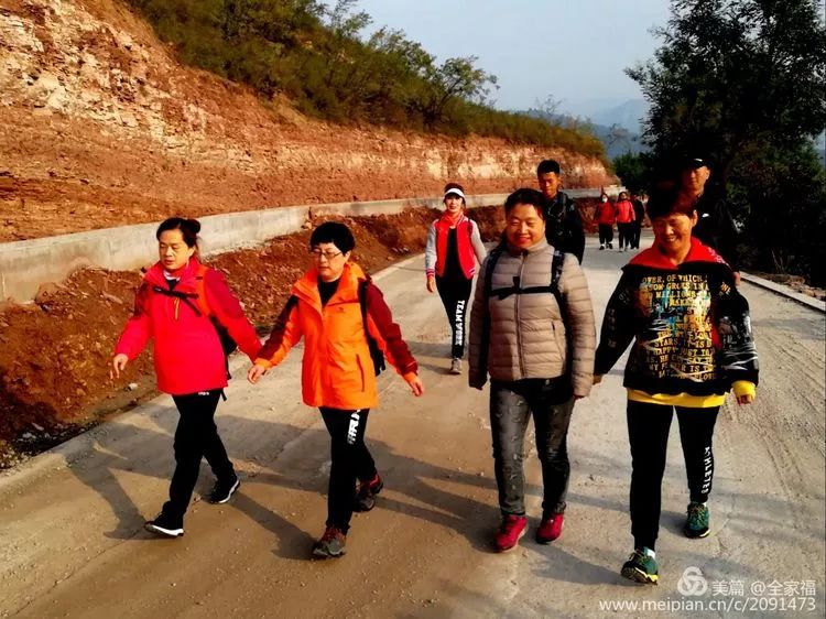中国露营之家山西超越梦想徒步俱乐部周末休闲徒步岳家寨活动圆满结束！(图4)