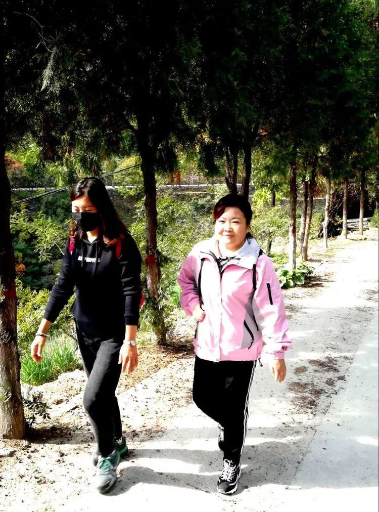 中国露营之家山西超越梦想徒步俱乐部周末休闲徒步岳家寨活动圆满结束！(图23)