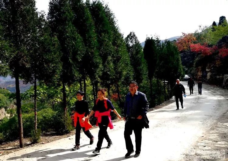 中国露营之家山西超越梦想徒步俱乐部周末休闲徒步岳家寨活动圆满结束！(图30)