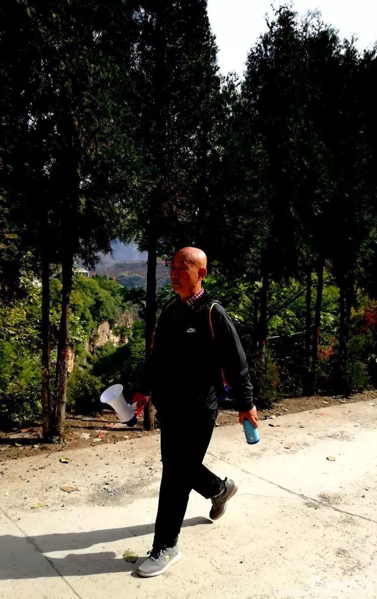 中国露营之家山西超越梦想徒步俱乐部周末休闲徒步岳家寨活动圆满结束！(图31)