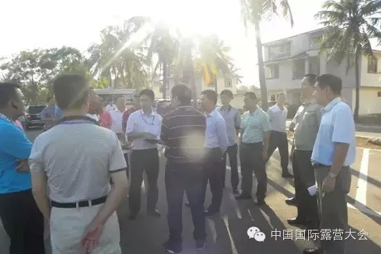 周高明市长深入现场检查中国国际露营大会万宁站活动筹备工作(图2) 周高明市长深入现场检查中国国际露营大会万宁站活动筹备工作(图2)