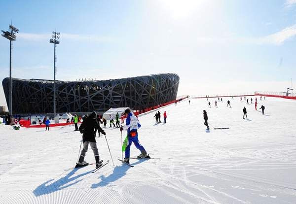 北京冰雪产业将在2022年实现400亿元(图1)