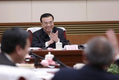 政策解读：李克强：加强自驾车营地建设