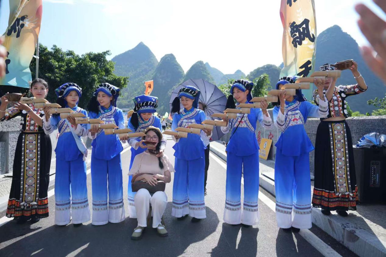 贵州黔西南州向路跑产业装备供应链抛出橄榄枝 2024文体康旅装备展等你来