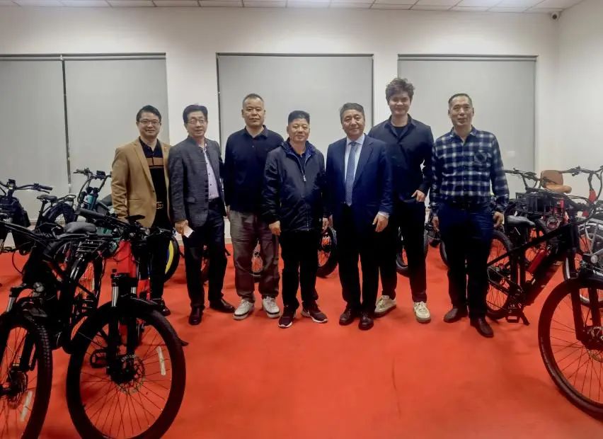 金华洛林森德智能自行车/科技引领个性化出行新风尚