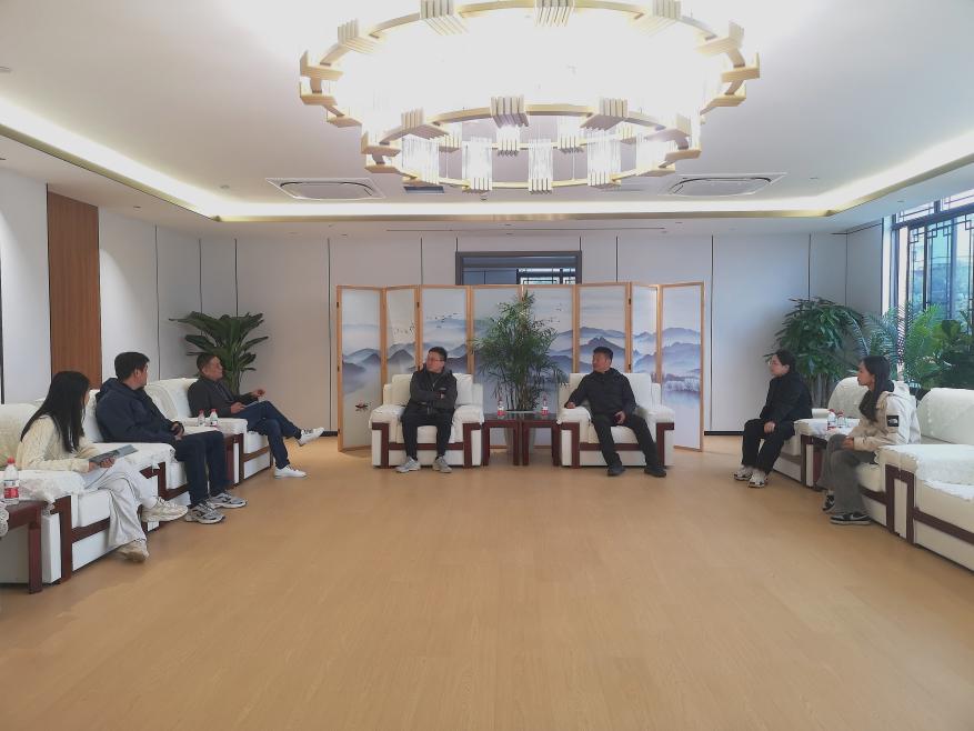 海盐县南北湖风景区领导一行到露营之家金华全球供应链贸易中心考察交流调研(图14)