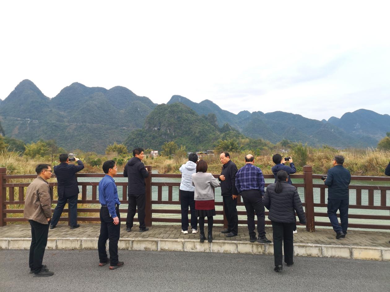 河北省政协副主席常丽虹率队考察广西东兰坡豪湖国家湿地公园：以康养产业助推“红色东兰，绿色崛起”(图3)