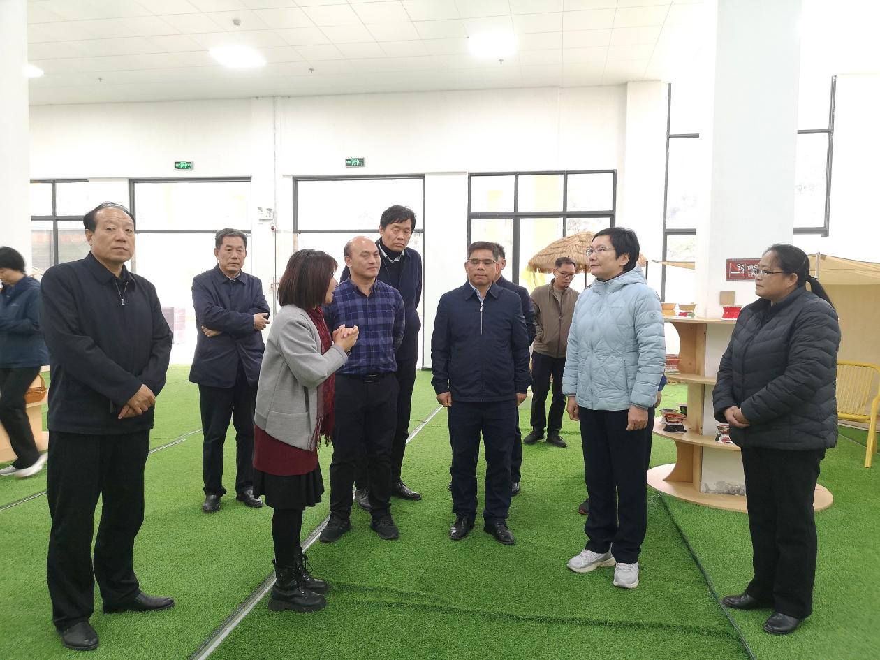 河北省政协副主席常丽虹率队考察广西东兰坡豪湖国家湿地公园：以康养产业助推“红色东兰，绿色崛起”(图4)