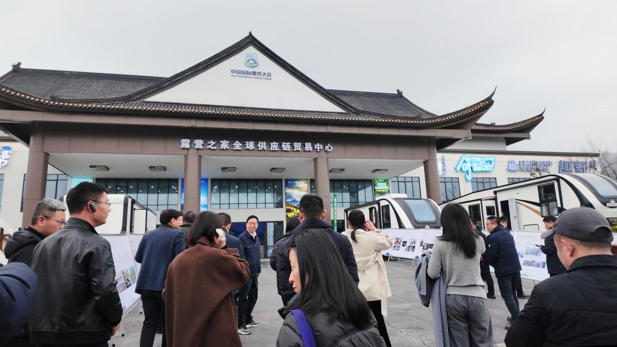 《金华山文旅创新之火，或将影响中国文旅产业》—记2025年全省高级品牌创建实务培训班及全省文旅资源开发培训班现场考察