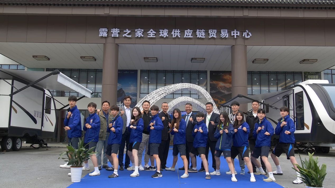 韩国跆拳道黑带九段金基喆 追续千年前的情缘(图2)