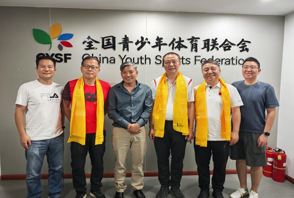 尼泊尔国家旅游局代表团赴华参展并访问露营之家(金华)供应链贸易中心(图2) 尼泊尔国家旅游局代表团赴华参展并访问露营之家(金华)供应链贸易中心(图2)