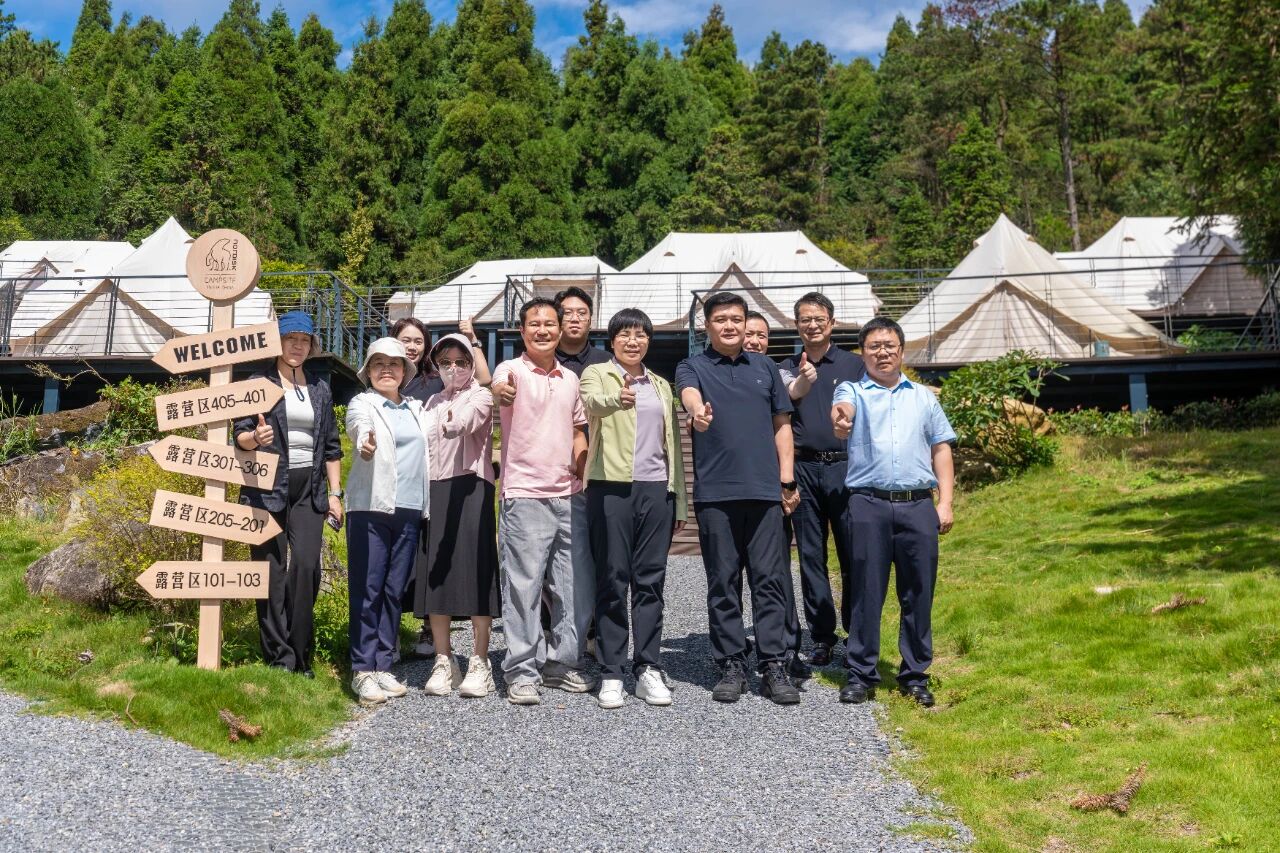 百色市人民政府一行莅临露营之家供应链贸易中心—— 共商服务产业落地及场景化应用(图4)