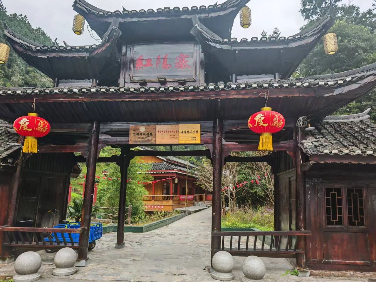 中国国际露营大会专家组一行赴黔东南州考察(图8) 中国国际露营大会专家组一行赴黔东南州考察(图8)