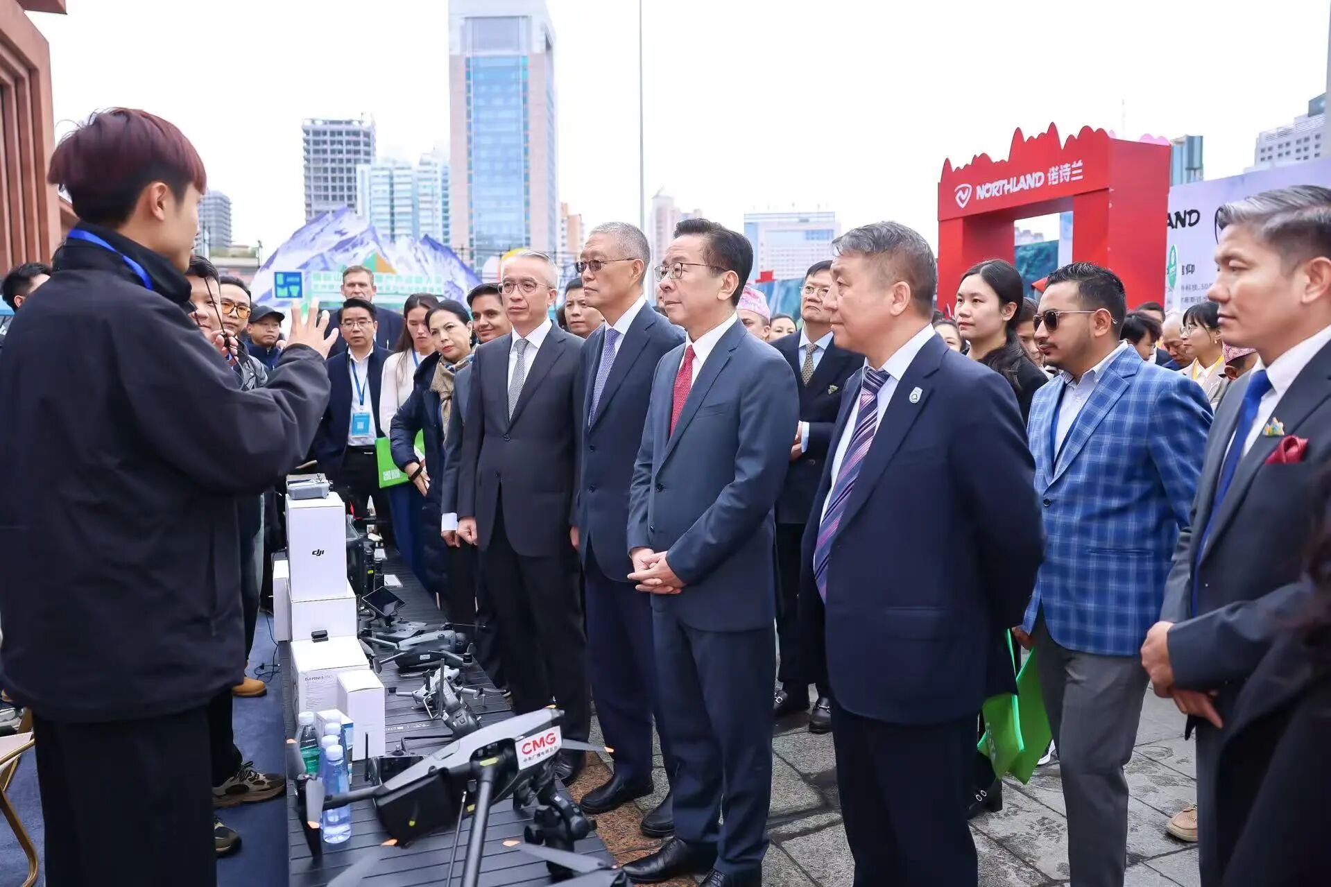 共赴“山地之约”|2025国际山地旅游暨户外运动大会圆满成功举办!(图8) 共赴“山地之约”|2025国际山地旅游暨户外运动大会圆满成功举办!(图8)