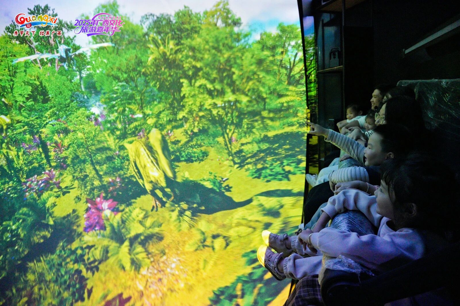 科技赋能文旅谋新篇：露营之家携手“法高智能体”亮相广西旅发大会(图7)