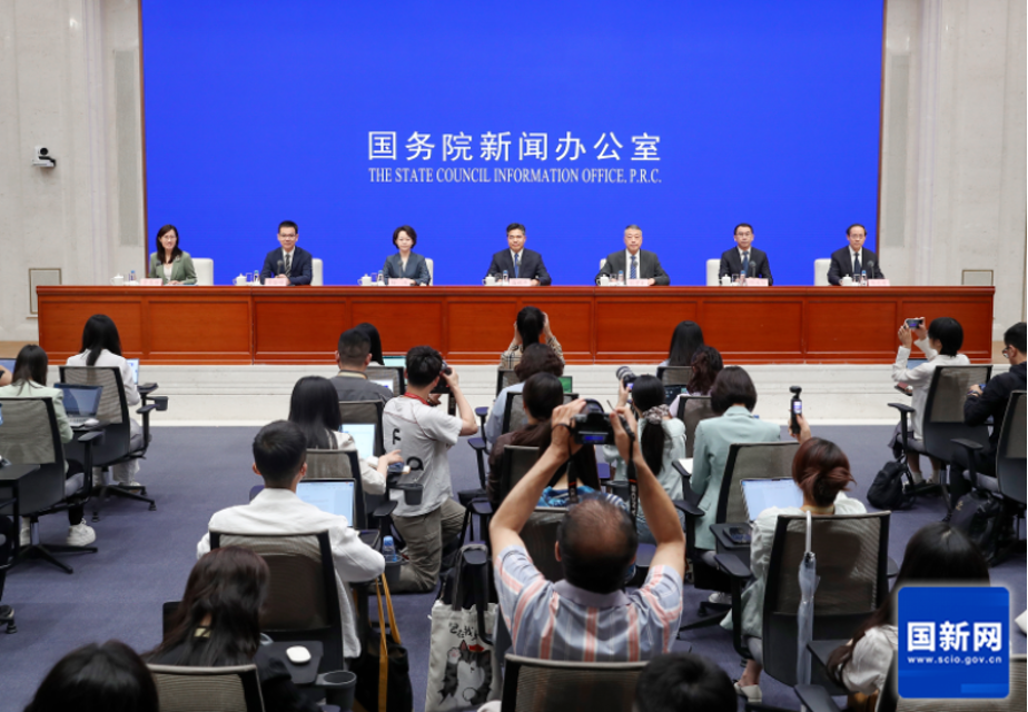 政策重磅升级！房车露营、汽车改装迎来全新发展红利(图1)