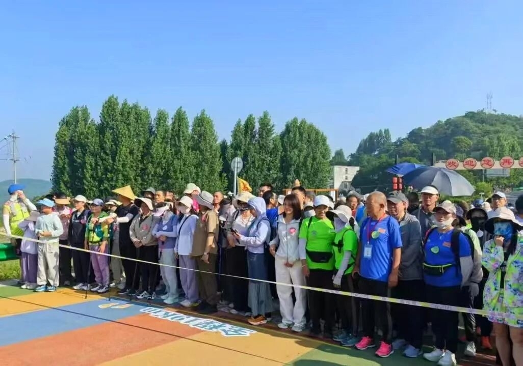 露营之家山西超级俱乐部晋城徒步活动圆满落幕(图3) 露营之家山西超级俱乐部晋城徒步活动圆满落幕(图3)