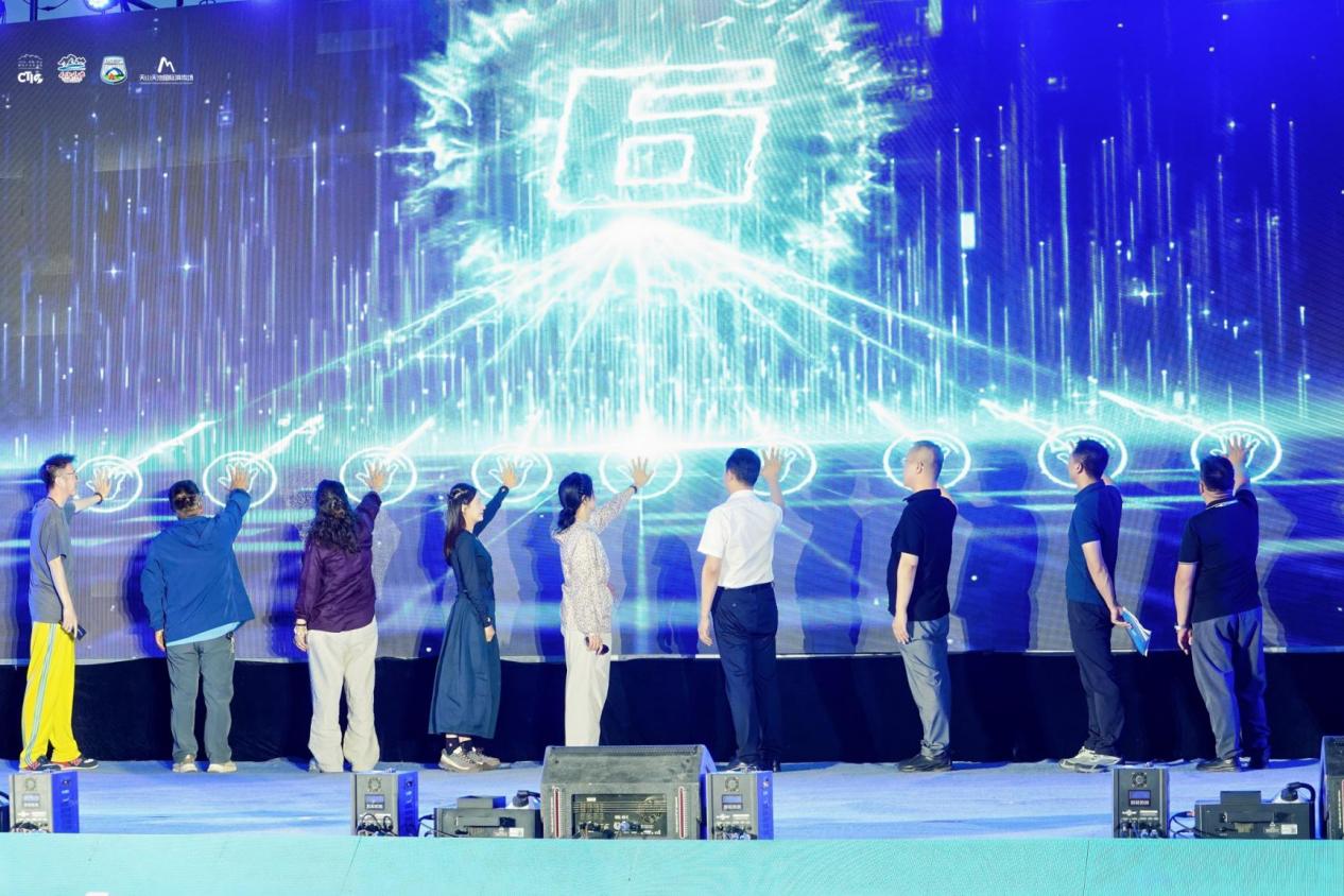 undefined 2026 中国天山国际户外生活季在天山天池国际冰雪旅游度假区(户外营地)盛大启幕(图7)