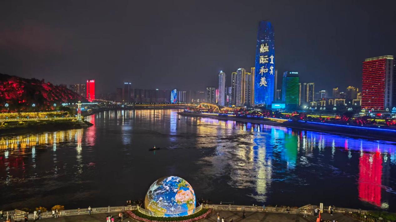 一条步道、一场赛事、一座攀岩网红地:宜宾户外运动要“出圈”?中国国际露营大会考察团三天走三县“划重点”(图1) 一条步道、一场赛事、一座攀岩网红地:宜宾户外运动要“出圈”?中国国际露营大会考察团三天走三县“划重点”(图1)