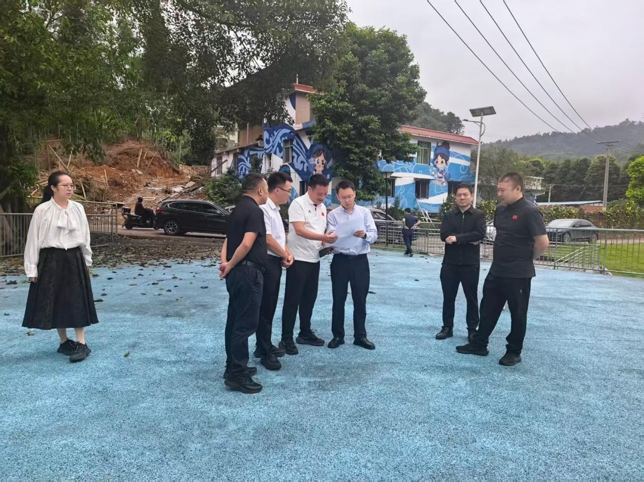 一条步道、一场赛事、一座攀岩网红地:宜宾户外运动要“出圈”?中国国际露营大会考察团三天走三县“划重点”(图5) 一条步道、一场赛事、一座攀岩网红地:宜宾户外运动要“出圈”?中国国际露营大会考察团三天走三县“划重点”(图5)