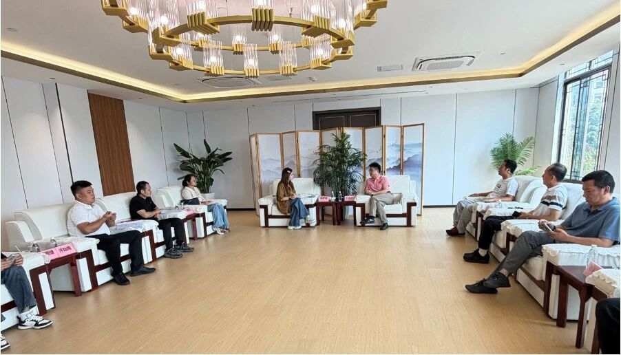 泉州交发集团及路桥集团一行莅临露营之家考察交流(图5)